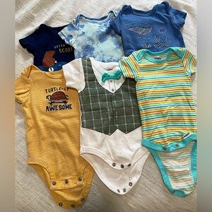 Size 0-3M, Bundle of 6 Baby Snap Onesies